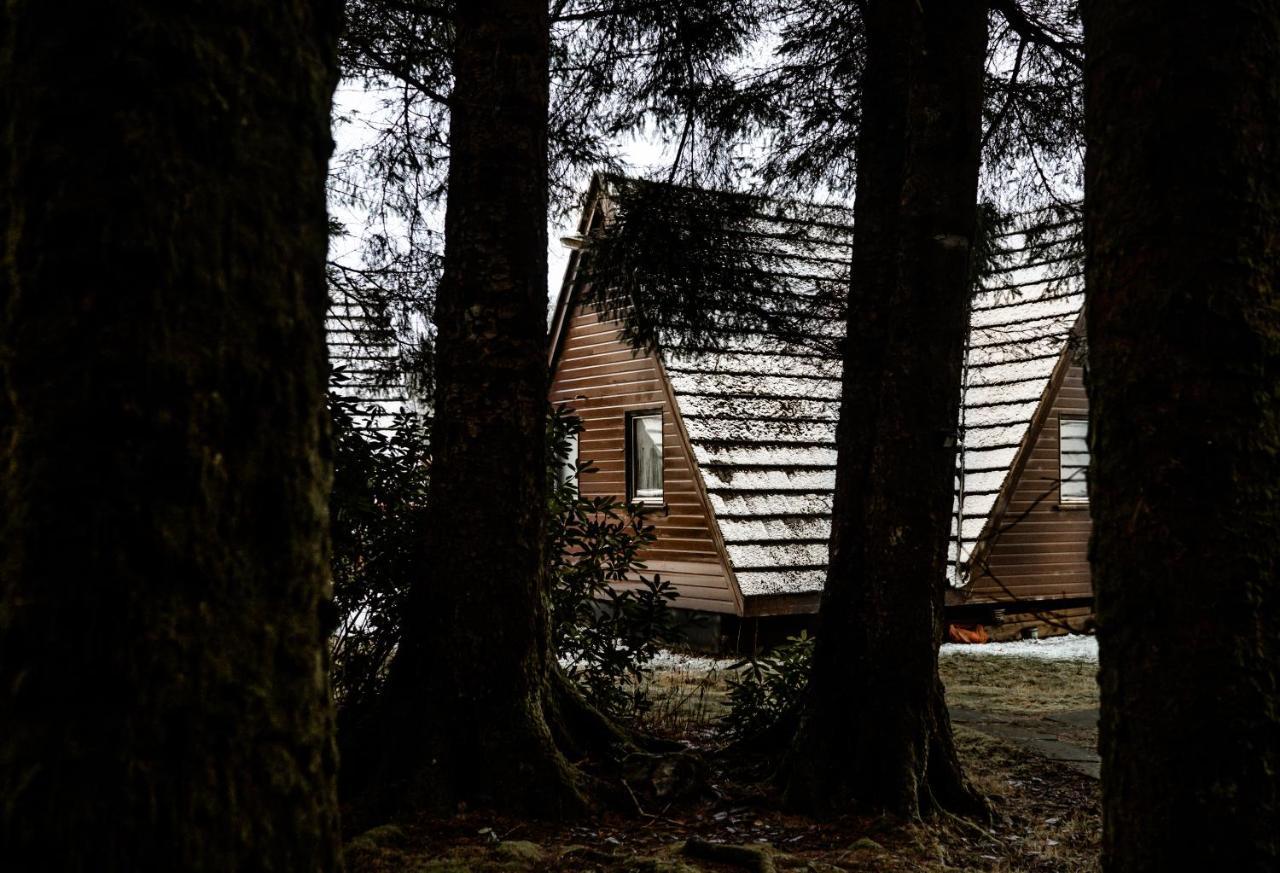 The Triangle Lodge Invergarry Exterior foto